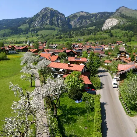 Haus Breitenberg Im Allgaeu - Inklusive Seilbahnen & Skipass Apartment *